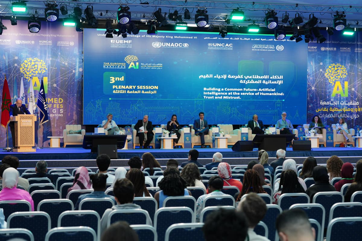 À l'UEMF, un dialogue international de haut niveau interroge l’avenir de la civilisation humaine à l’ère de l’intelligence artificielle