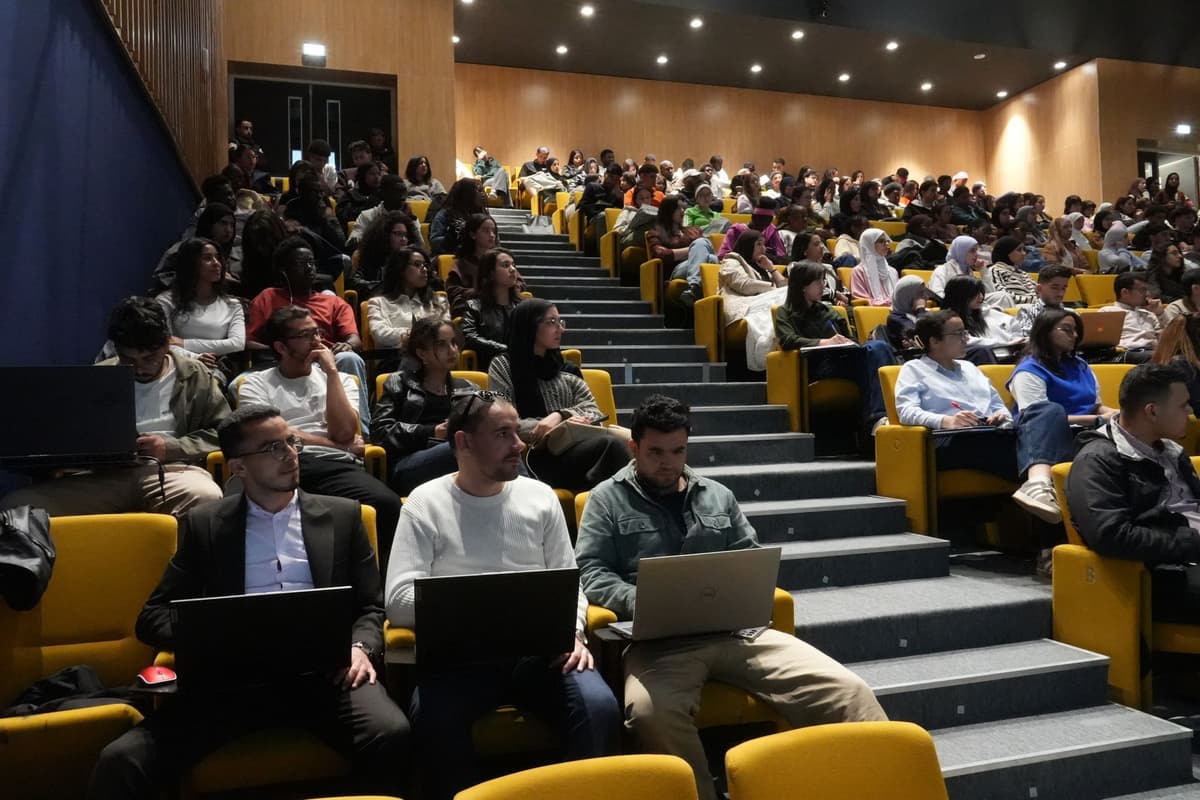 Esthétique, domination et intelligence artificielle : repenser le pouvoir des images à l’ère contemporaine