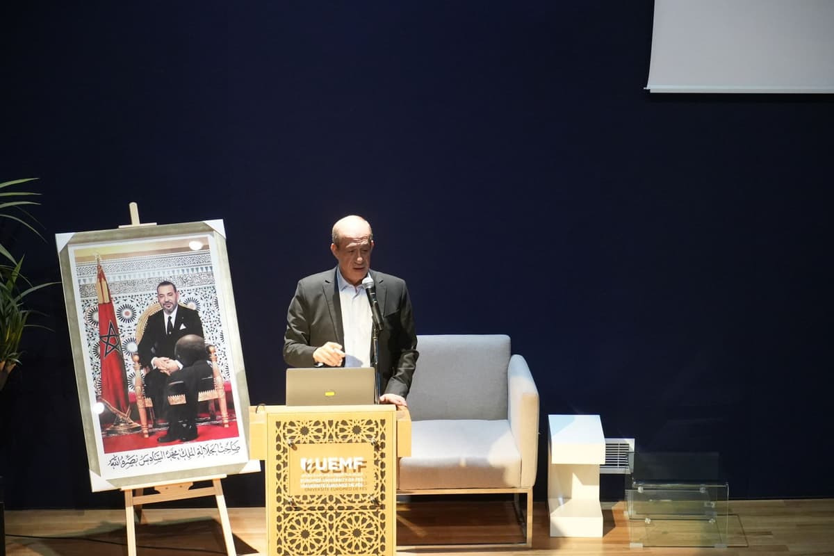 L’Université Euromed de Fès accueille M. Mohamed Horani pour une conférence sur l’ascension de HPS et les mutations du paiement digital