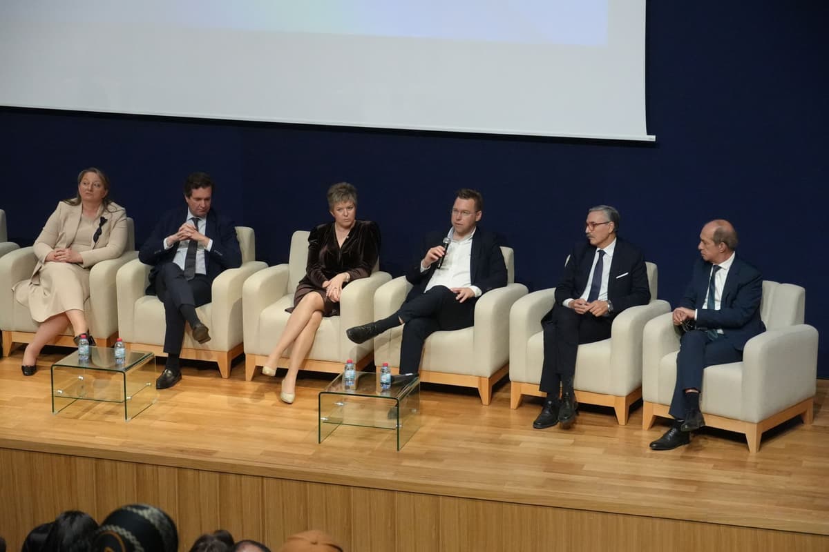 L’Université Euromed de Fès favorise le dialogue euro-méditerranéen à travers une rencontre avec des représentants du Parti Populaire Européen