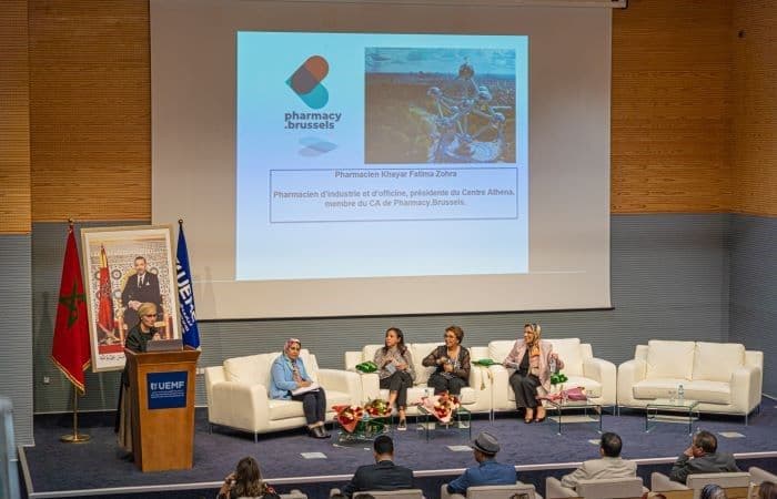 [Séminaire] Le pharmacien d’officine : Innovations, Responsabilités élargies et Impact sur les soins de santé