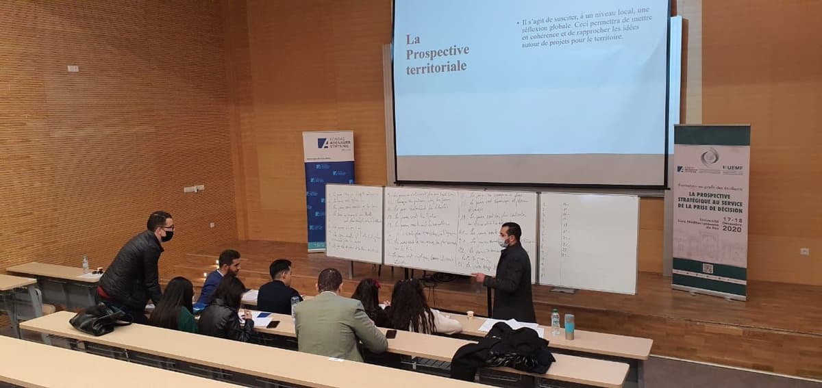 Workshop sur la planification stratégique basée sur les scenarii, pour la prise de décision