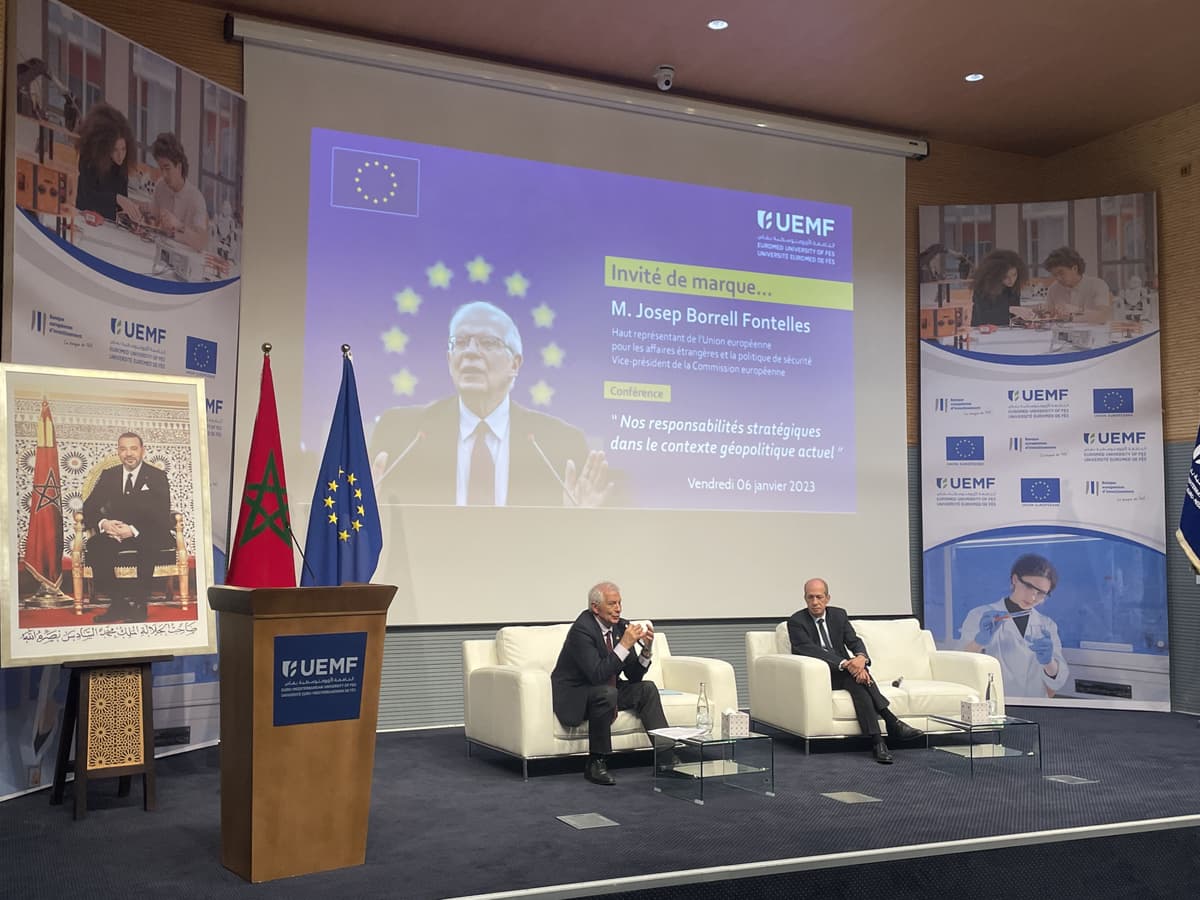 Le Haut représentant de l'UE pour les affaires étrangères, Josep Borrell, se rend à l'UEMF 