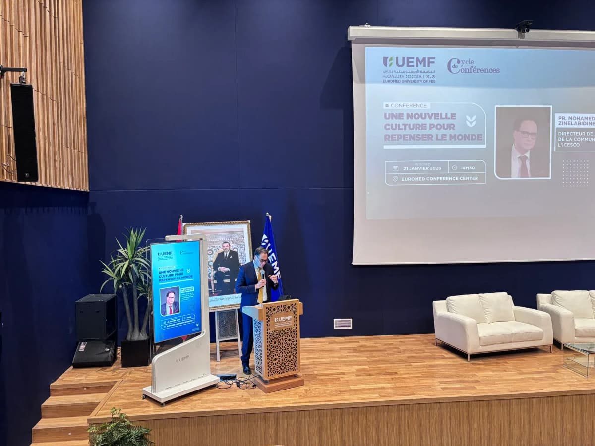Une nouvelle culture pour repenser le monde : conférence du Pr. Mohamed Zinelabidine