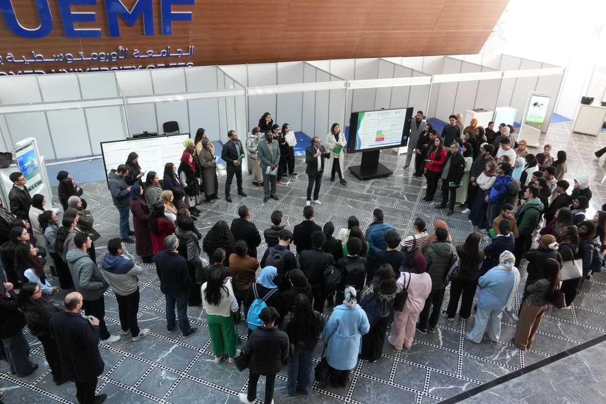 De la théorie à la pratique : les étudiants en pharmacie à l’œuvre