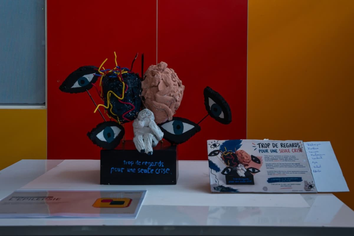 Donner forme à l’invisible : une expérience à la croisée de la santé, de l’art et du design