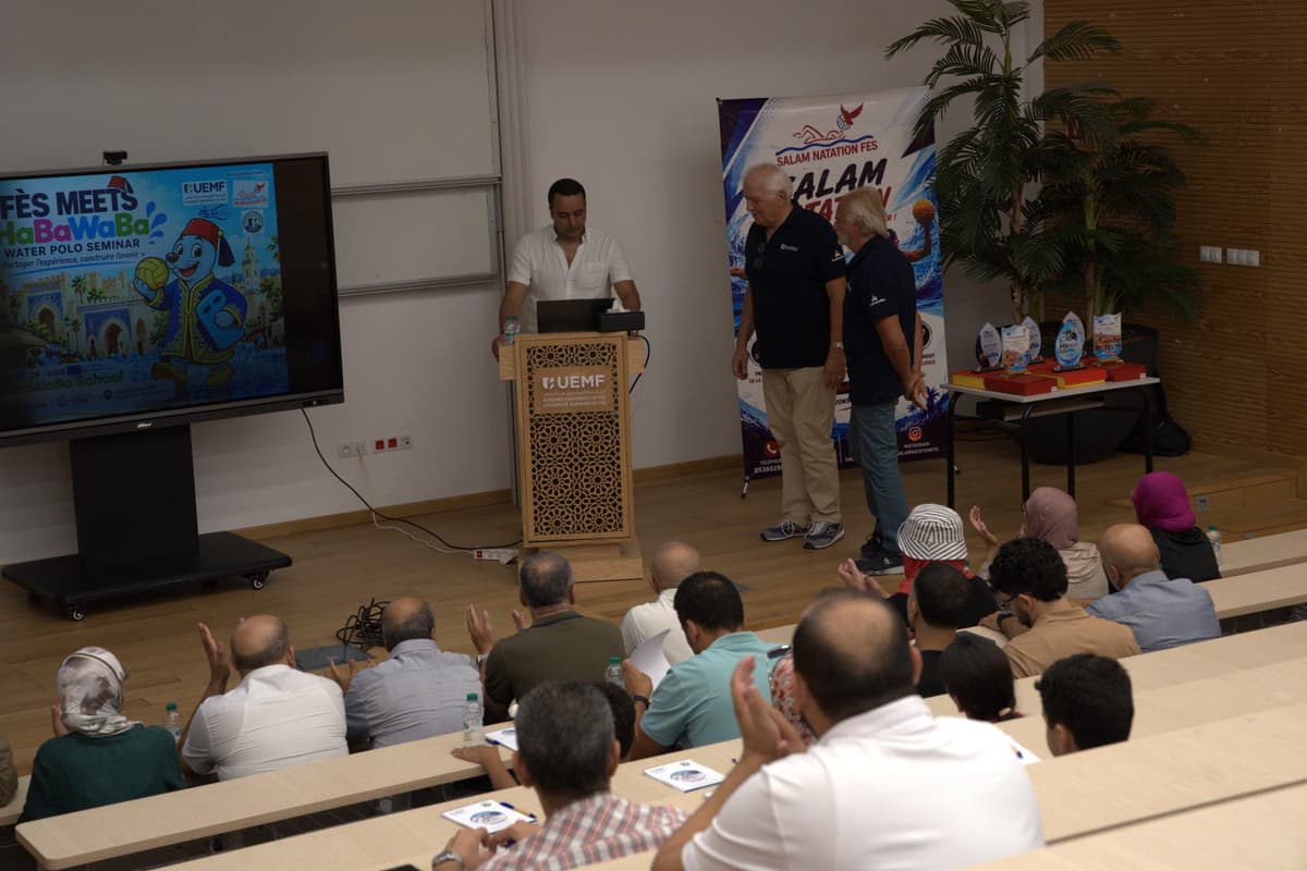 Fès Meets HaBaWaBa : l’UEMF accueille une rencontre internationale dédiée au développement du Water-Polo chez les jeunes