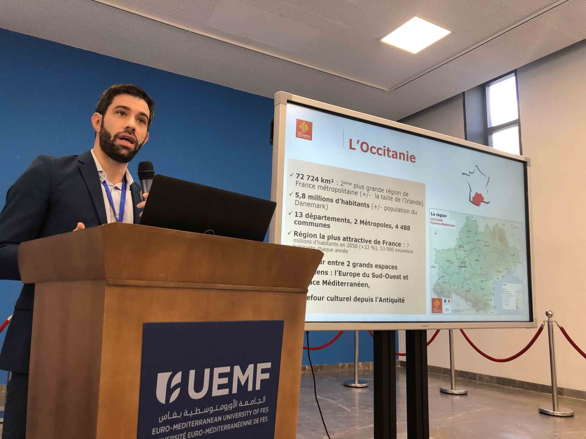 Table ronde autour du thème « La territorialité de l’action publique : Repenser la gouvernance au prisme du local »