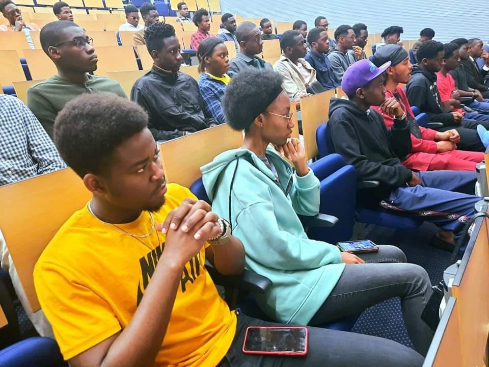 Rencontre de S.E l'Ambassadeur du Gabon au Maroc avec la communauté estudiantine gabonaise