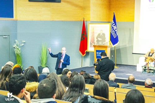 Echange entre les étudiants de l’Université Euromed de Fès et le club diplomatique marocain