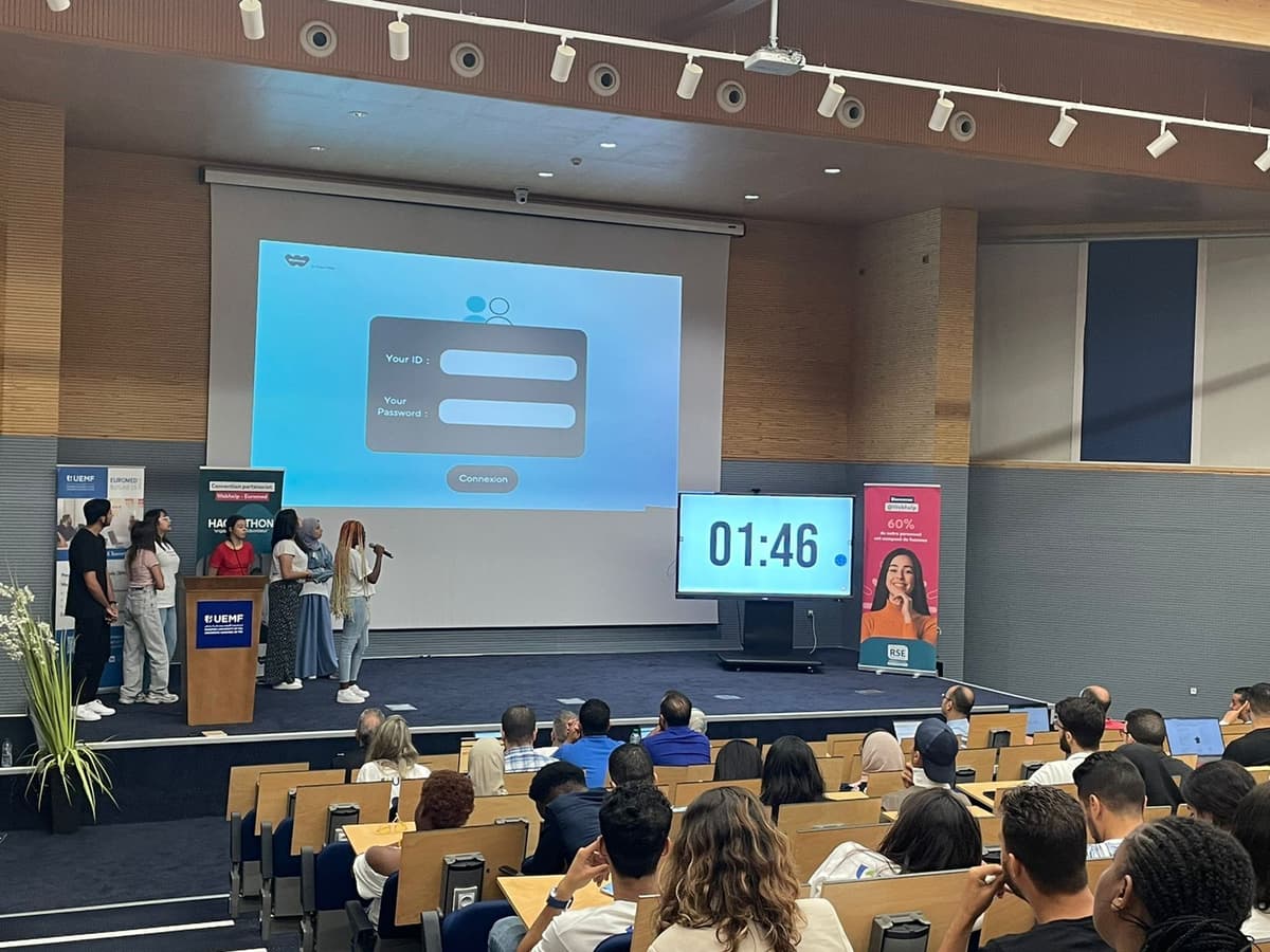 Hackathon Webhelp Maroc et UEMF : des projets et des concepts innovants à la grande finale