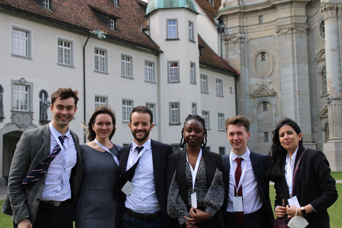 Pr. Hafsa El Bekri participe au "Model World Trade Organization" à Saint-Gall et à Genève