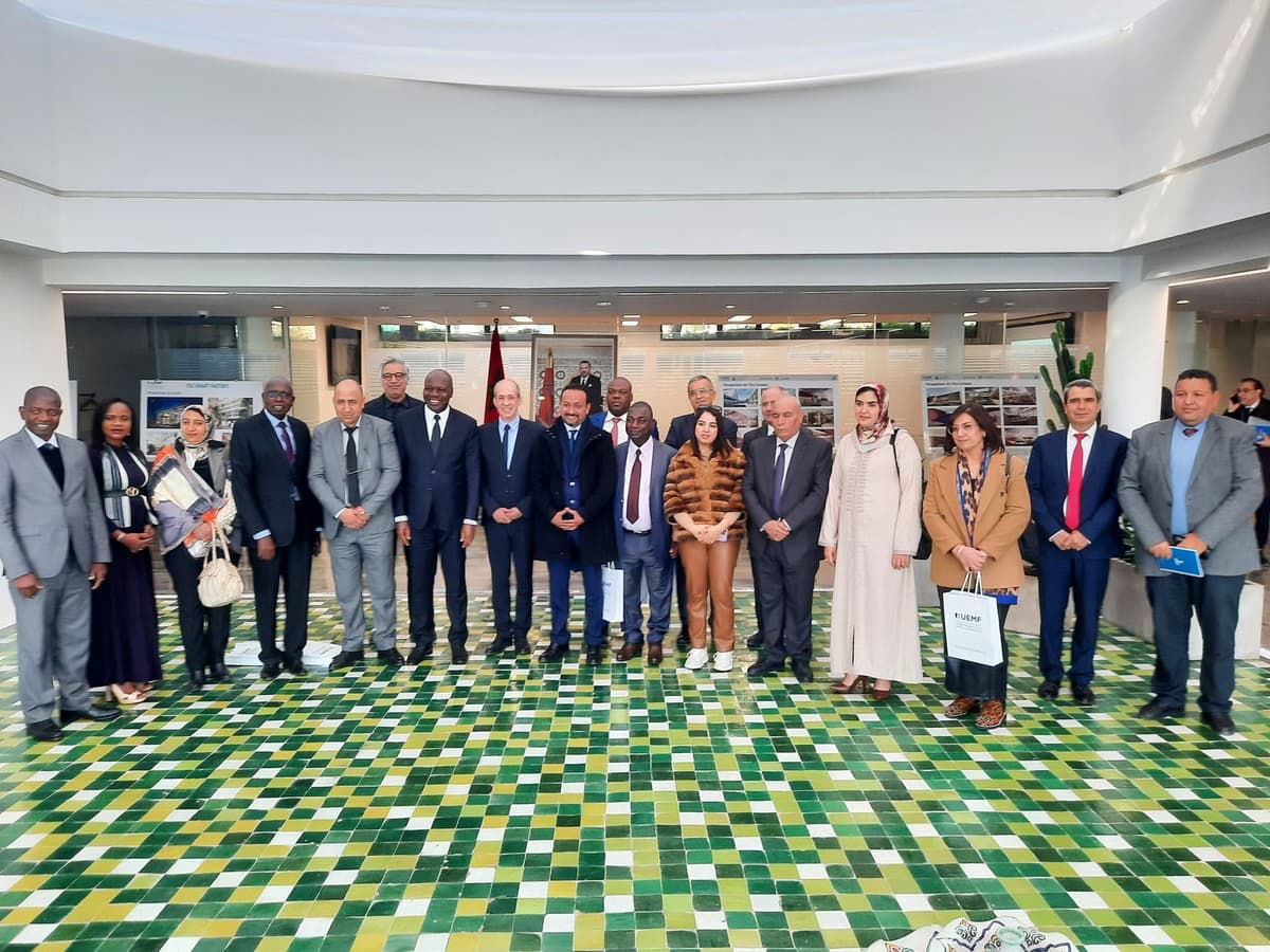 Visite de courtoisie de Dr Abdallah Albert Toikeusse MABRI, Président de la Région du Tonkpi en Côte d'Ivoire