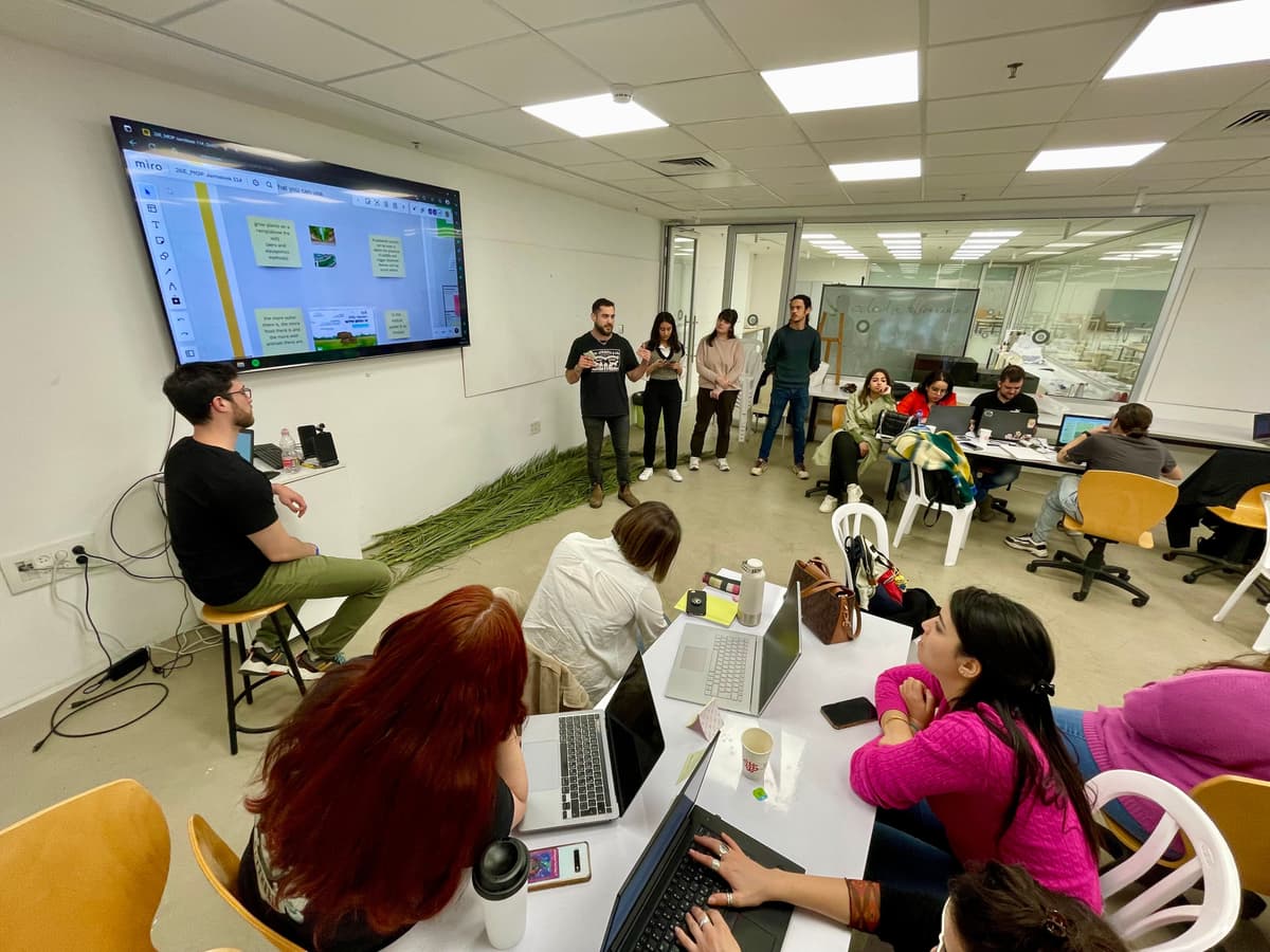 Les étudiants de l'UEMF partent pour Tel Aviv au Jamweek à Shenkar pour tenter de solutionner des problématiques liées au changement climatique