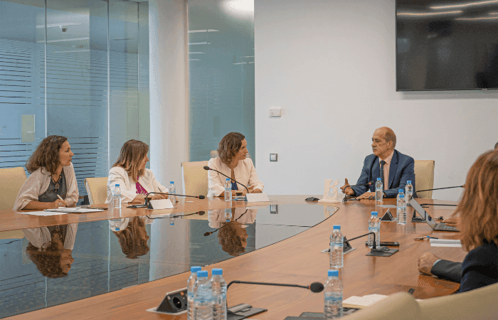 Visite de Madame Carine Foeller Viallon, Consule Générale de France, à l'Université Euromed de Fès