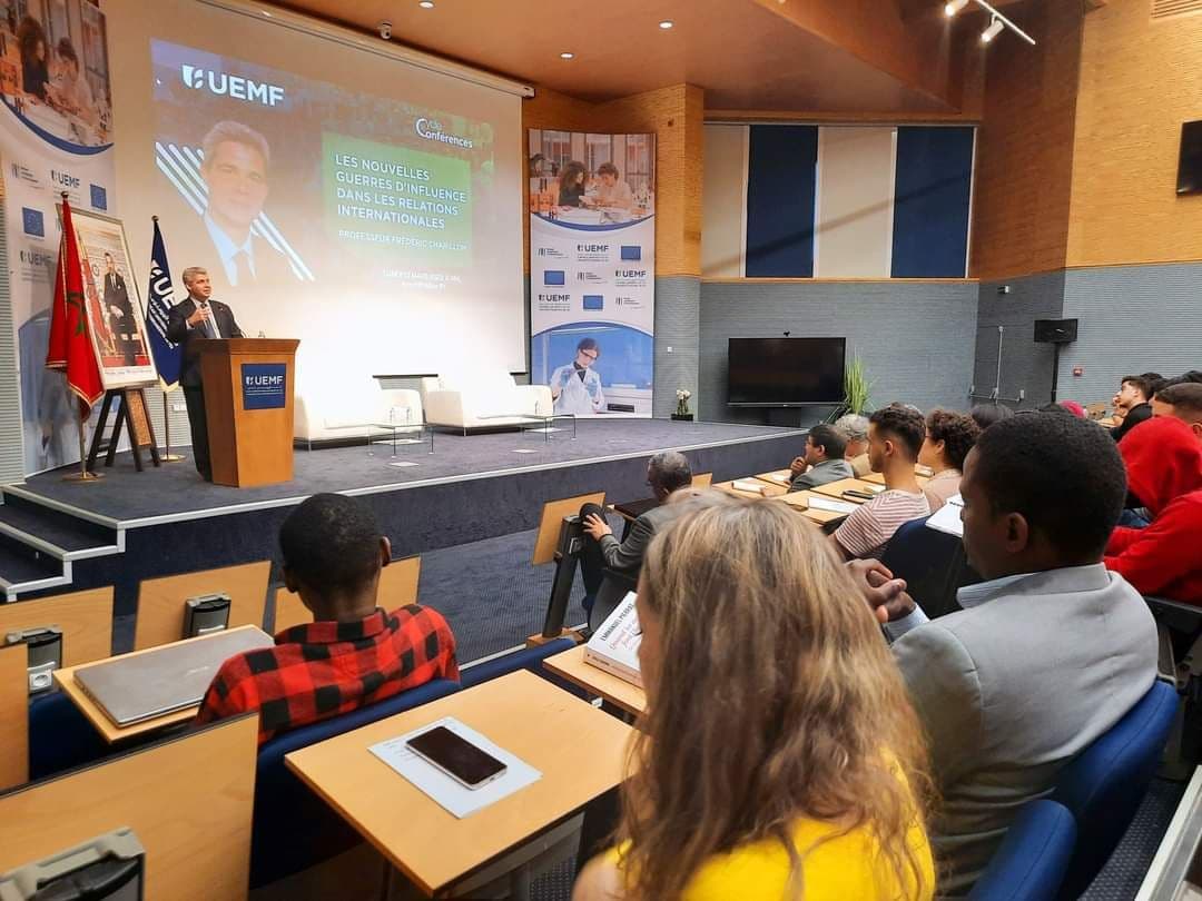 Les nouvelles guerres d’influence dans les relations internationales par M. Frédéric CHARILLON