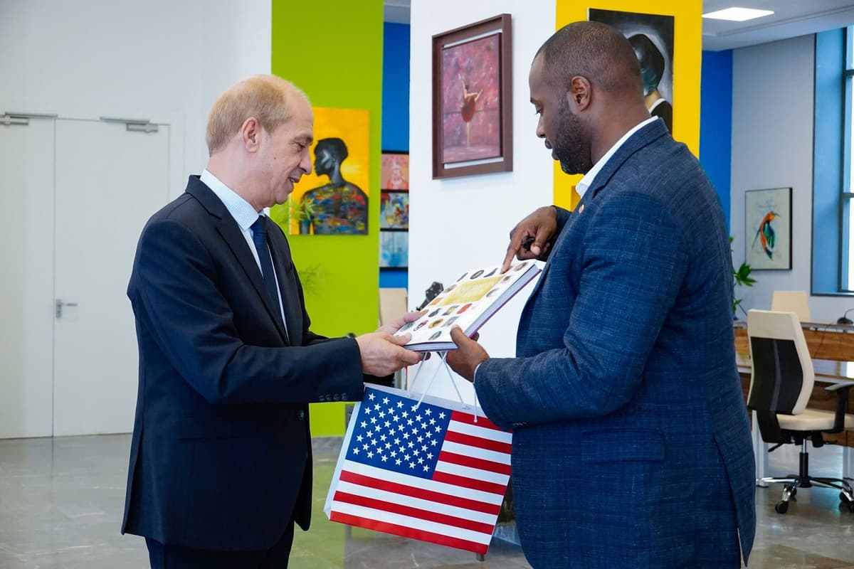 Visite de courtoisie de S.E M. Le Consul Général des Etats-Unis d’Amérique au Maroc