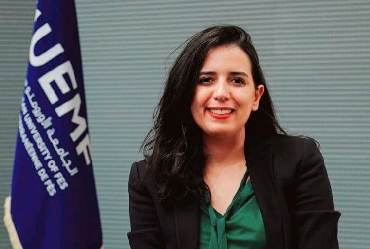 Chaînes de valeur mondiales: 3 questions à l’économiste dans une interview du Pr. Hafsa El Bekri