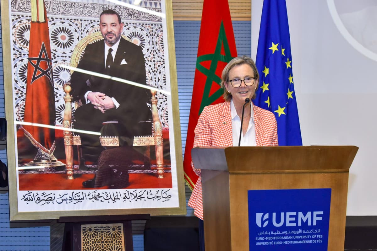 Une délégation composée de l’UE, de la BEI et des Ambassadeurs de l’UE, visite l’UEMF pour un échange inédit avec les étudiants