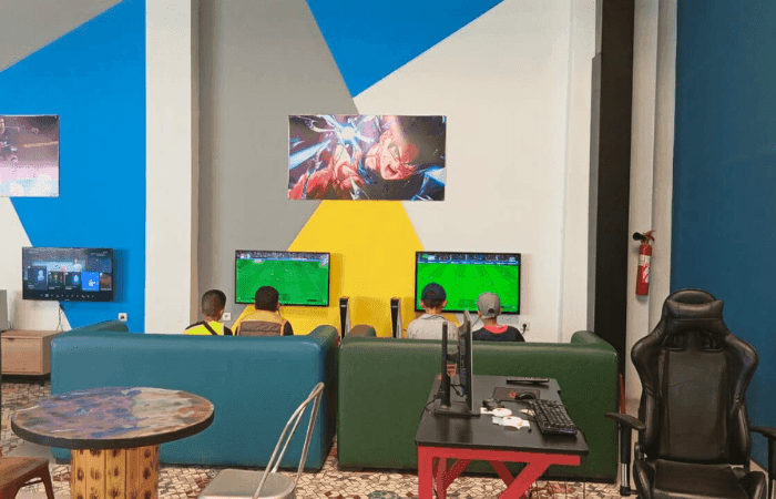 Séjour Enrichissant à l'UEMF : Une Immersion Culturelle, Sportive et Récréative pour les Élèves de l'Association Aghbalou