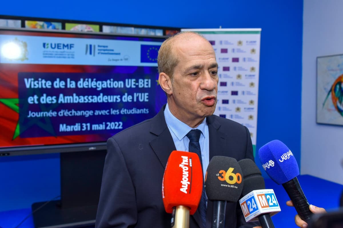 Une délégation composée de l’UE, de la BEI et des Ambassadeurs de l’UE, visite l’UEMF pour un échange inédit avec les étudiants