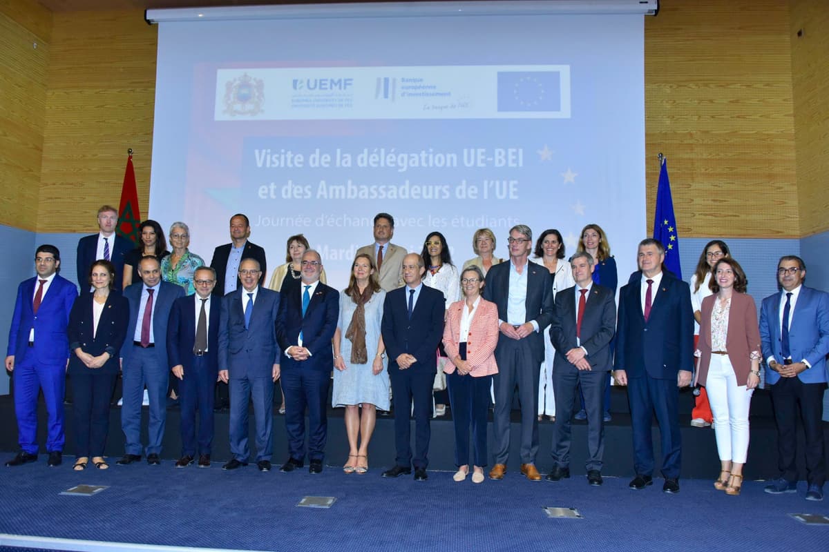 Une délégation composée de l’UE, de la BEI et des Ambassadeurs de l’UE, visite l’UEMF pour un échange inédit avec les étudiants