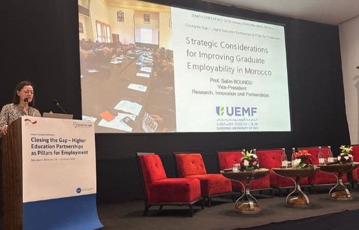 Conférence sur l'Employabilité des Diplômés par le Pr. Salim BOUNOU