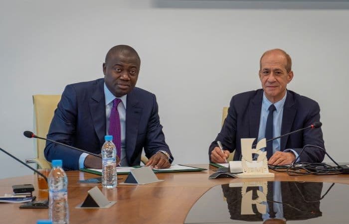 Signature de convention de partenariat UEMF-CAMPC