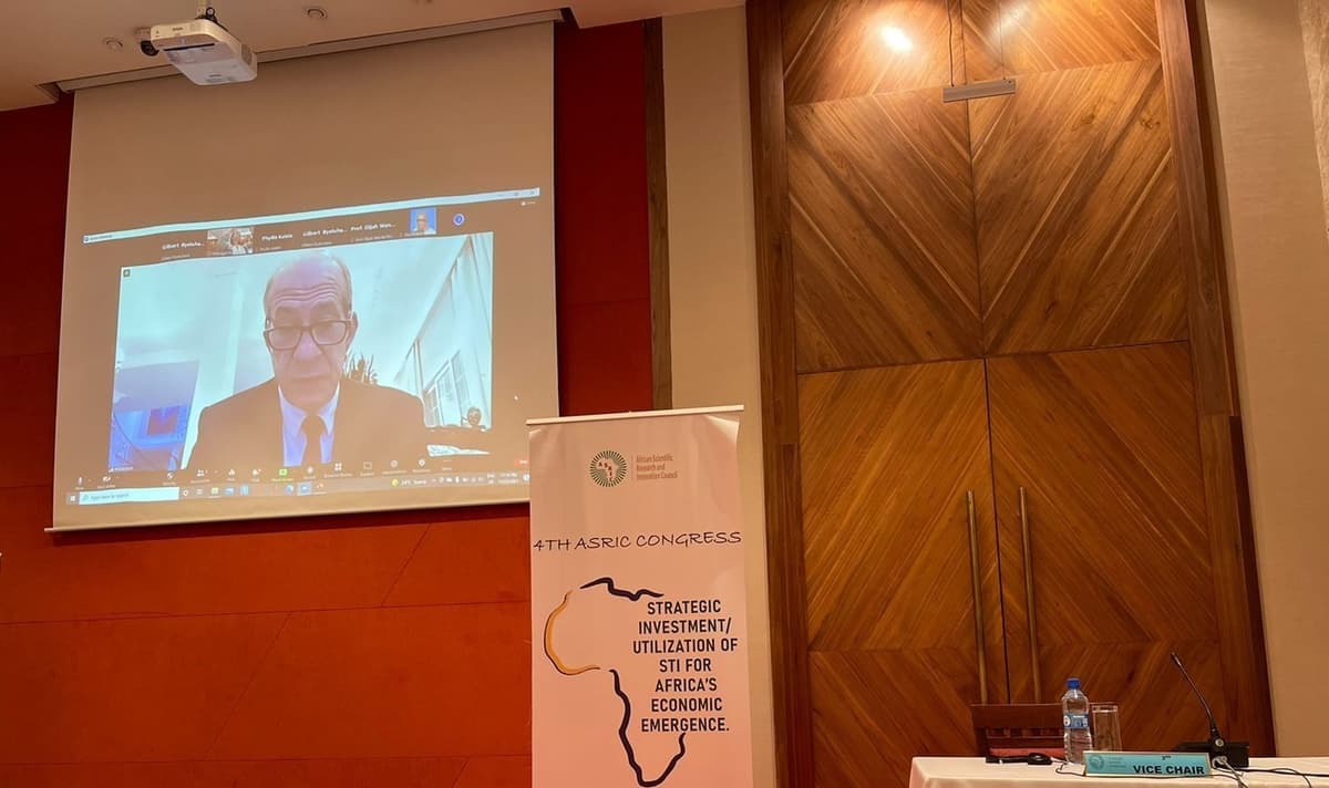 Le Pr. Mostapha Bousmina élu au poste de Président du Conseil Africain des Sciences et de la Recherche et de l’Innovation-ASRIC- qui relève de l’Union Africaine (UA)